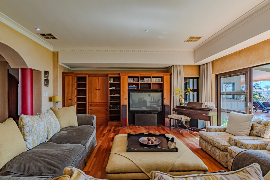 6 Bedroom Property for Sale in Pecanwood Estate North West